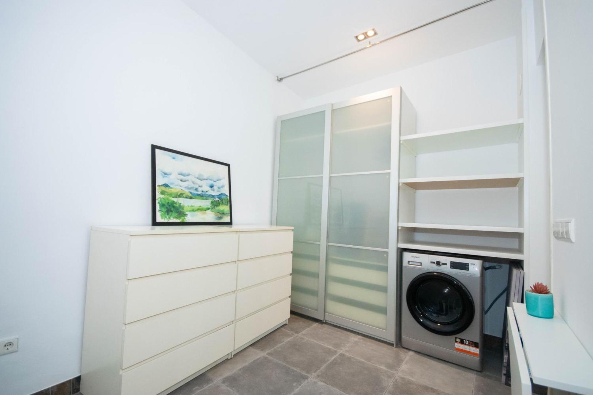 For You Rentals Apartamento Temporal Con Encanto En Malasana Min24 Madrid Exterior foto