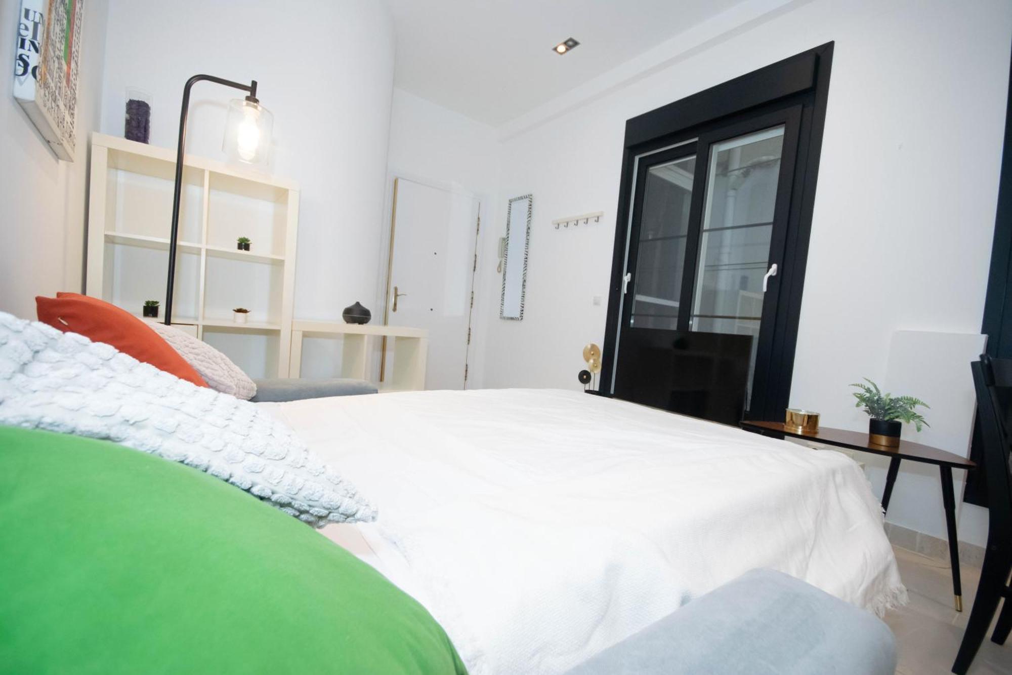 For You Rentals Apartamento Temporal Con Encanto En Malasana Min24 Madrid Exterior foto