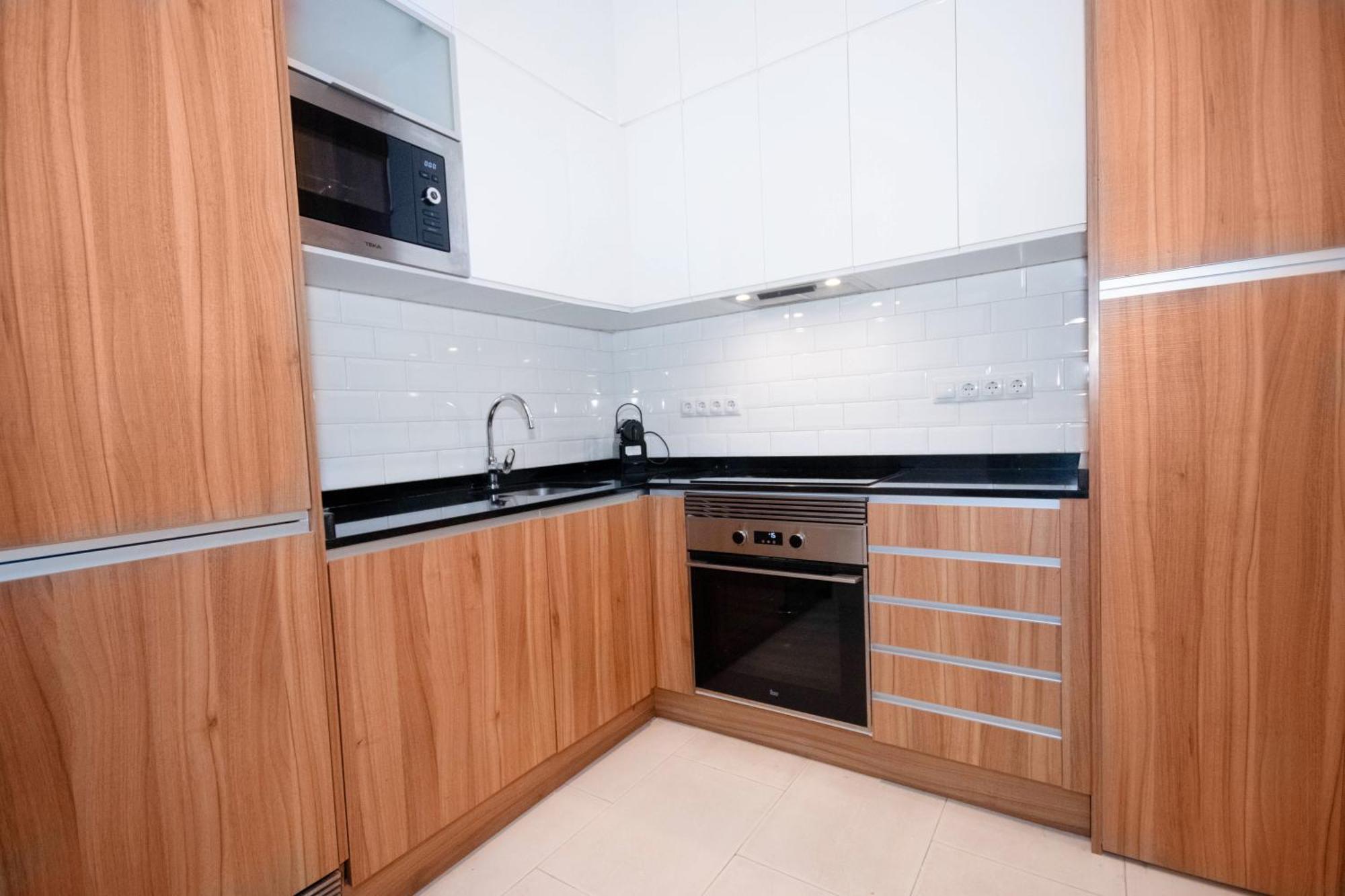 For You Rentals Apartamento Temporal Con Encanto En Malasana Min24 Madrid Exterior foto